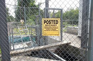 gal/Agawam Canal and the Southworth Company/tn_DCP_3216.jpg